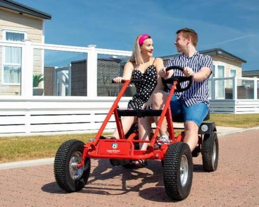 The Burrows Holiday Caravan, Seal Bay Selsey Exteriör bild