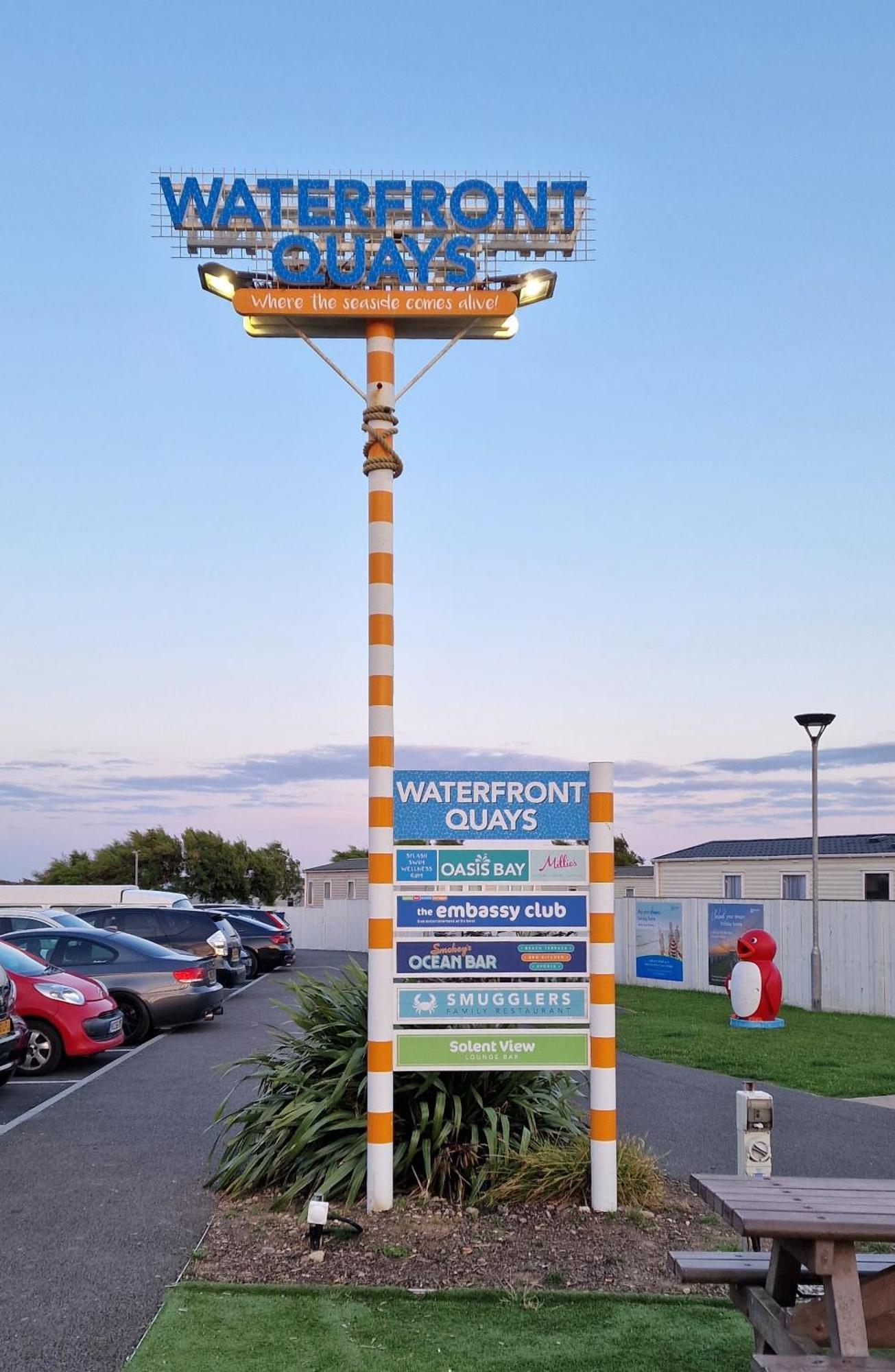 The Burrows Holiday Caravan, Seal Bay Selsey Exteriör bild