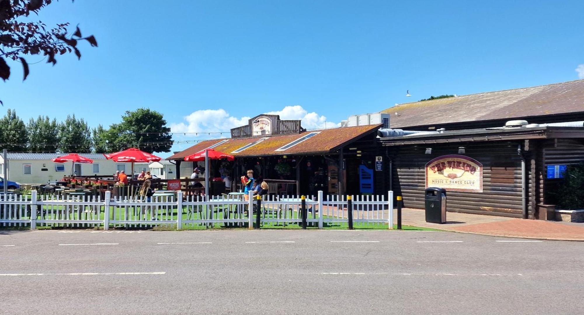 The Burrows Holiday Caravan, Seal Bay Selsey Exteriör bild